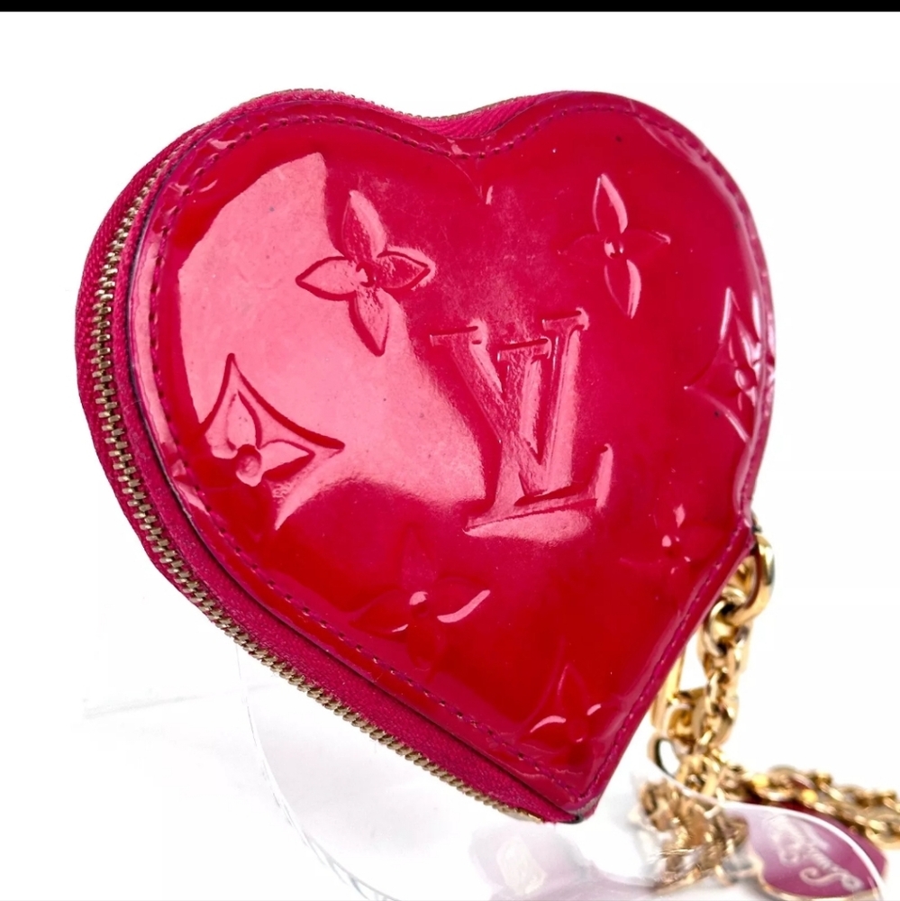 Louis Vuitton Monogram Vernis red heart shaped coin pouch/ bag charm - Picture 3 of 11